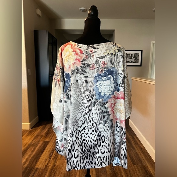 Chico’s Kimono Styled Blouse - Large / X Large - Picture 6 of 8